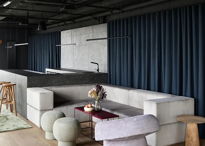 Locke At East Side Gallery